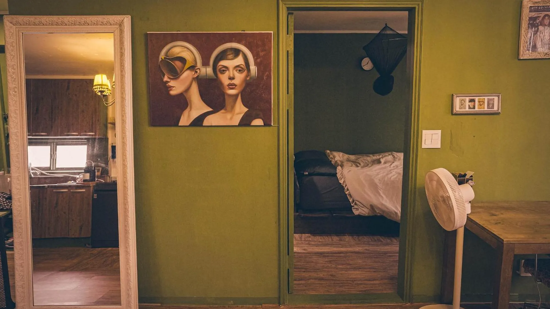 Appartement Where Past Meets Present On Antique Street Seoel